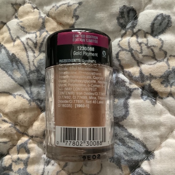 wet n wild | Coloricon Loose Pigment | Gold Pigment 1230088 Limited Edition - Picture 3 of 4